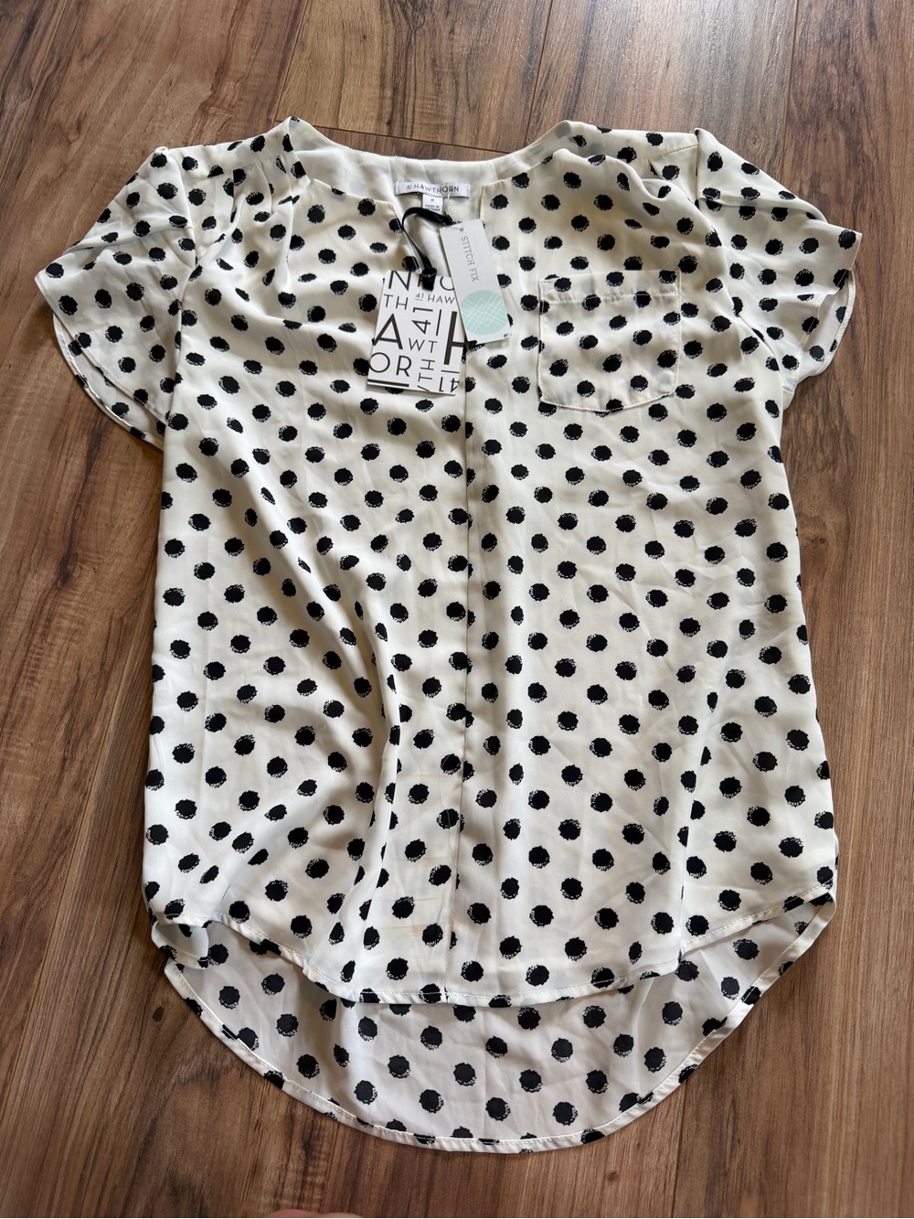 41 Hawthorn / StitchFix - Sz M / tulip sleeve Polk-a-dot